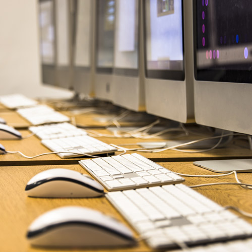 iMac\'s in Classroom